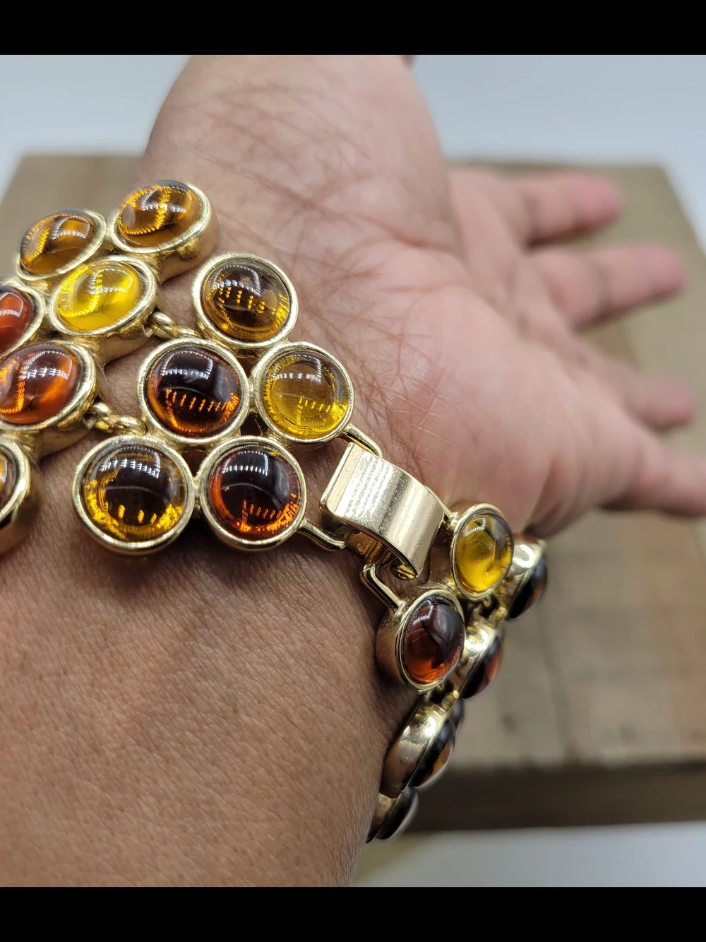 Hey Honey! Vintage Gold-Tone Multi Gemstone Link Bracelet in Amber and Brown